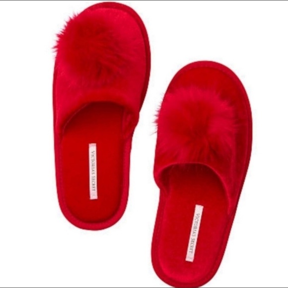 NWOT Victoria Secret Slippers Red Pom-Pom - Picture 1 of 9